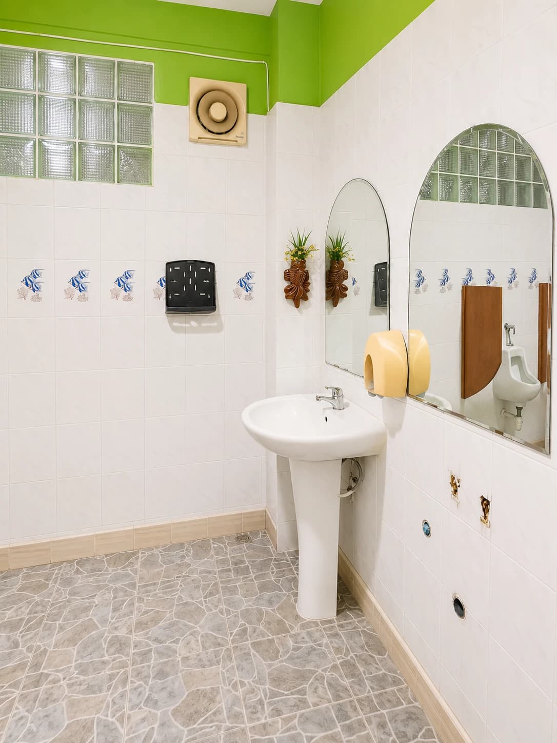 Standard Single Room detail view