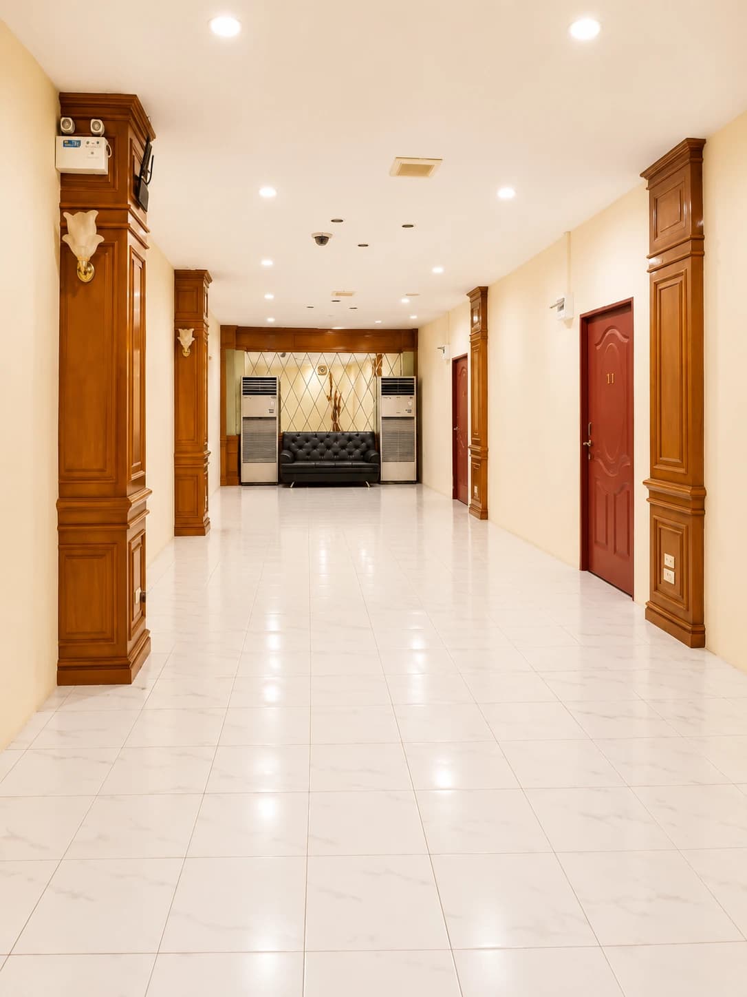 Standard King Room view 9